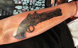 -游刃刺青TATTOO纹身工作室