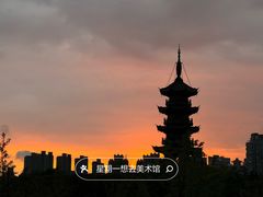 -龙华寺