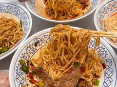 -李与白包子铺(桐梓林店)