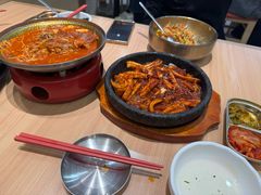 -小木屋拌饭(西安万象天地店)
