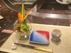 多彩色拉-Ginza Onodera铁板烧(外滩十八号店)