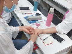 -爱月宝月嫂·育儿嫂