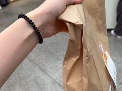 -麦当劳(深圳北站B2检票口楼上)