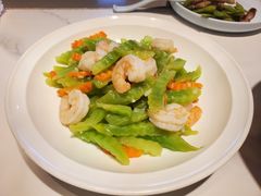 青笋炒虾仁-鲜囿渔·小渔饺