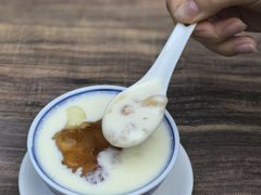 -周大娘牛乳(旧寨古村总店)