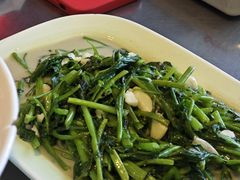 -潮界(LU·ONE凯德晶萃广场店)