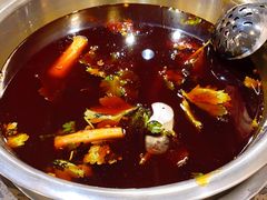 -肖肖酸萝卜鱼火锅(总店)