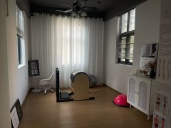 -珞菲瑜伽普拉提