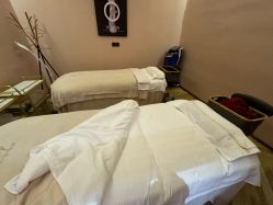 -花隐·美芙炫海菲秀皮肤管理中心