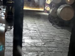 -龙谕酒庄