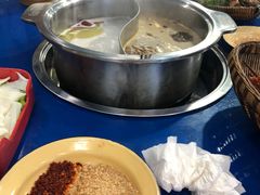 -马路边边·成都串串(翠柏路店)