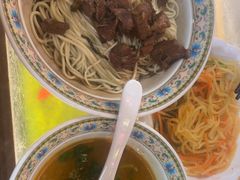-金杨拉面王小吃面馆·牛三宝面·红烧牛肉粉