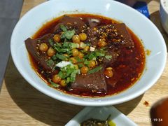 -全牛匠·乐山跷脚牛肉(新中关店)