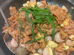 -辛香味烧鱼馆·非遗技艺·排骨红烧肉(光谷医药园店)