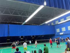 -中地华冠羽毛球俱乐部