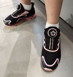 -安踏儿童(世欧王庄店)