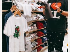 -优衣库(郑州二七万达广场店)