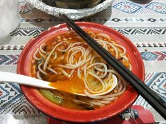 -丽丽三鲜螺蛳粉(田林路店)