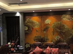 -梅花香里大酒店(郁金香路店)