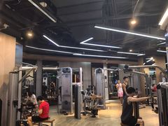 -威克健身游泳(万菱汇店)