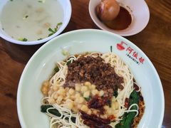 镇店豌杂面-阿依娘镇店豌杂面(三峡广场店)