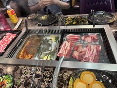 -牛里牛气· 榴莲海鲜鲜牛肉自助火锅·烤肉(横岗店)