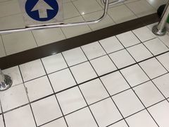 -家乐福(川沙店)