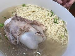 -百年老字号·观振兴蟹黄面·三虾面·苏式面(观前街富仁坊巷店)