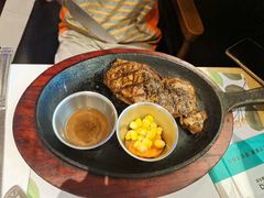-必胜客(欧亚卖场店)