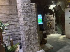 -暴风岛沉浸式体验馆(百联世纪店)