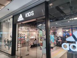 -adidas KIDS(万象城店)