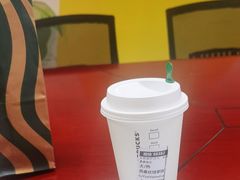 -星巴克(青岛火车北站候车大厅店)