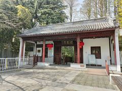 -汇龙潭