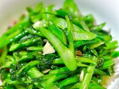 -绿草地·湘菜(酃湖师院店)