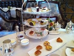 红丝绒下午茶-Salon de Ville浦江汇(上海外滩华尔道夫酒店店)