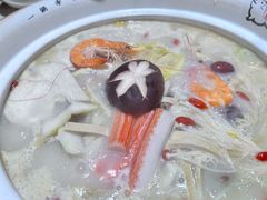 -三人行骨头王火锅(长寿店)