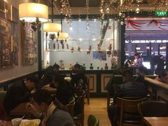 大堂-百事佳烧鸭牛腩(上海虹桥站店)