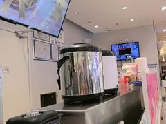 -DQ·蛋糕·冰淇淋(湖景东路店)