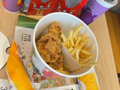 -麦当劳(世博广场店)