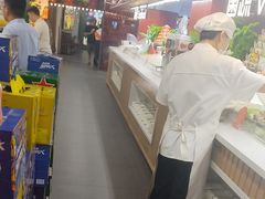 -四囍码头海鲜烧烤自助火锅(外滩南京东路悦荟广场店)