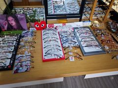 -世纪大明眼镜·蔡司战略授权店(汉街店)