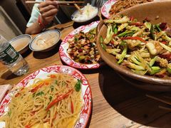 -破三川·新川菜(静安大融城店)