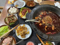 -重庆故事姊妹老火锅(财经学院店)