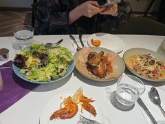 -芳草地西式融合餐厅(回龙窝店)