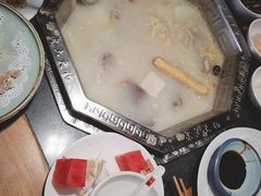 -佬土鹅肠火锅(扬中步行街店)