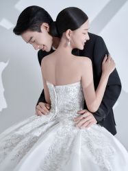 -第一夫人婚纱摄影(南京店)