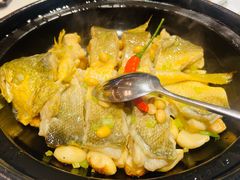 砂锅普宁豆酱焗黄鱼-汤城小厨•粤菜•靓汤(金宝街店)