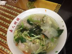 -长人馄饨铺(解放街店)