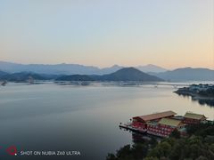 -千岛湖忆湖度假酒店(中心湖景区店)