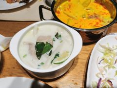 -暹罗酒肆泰餐厅酒吧